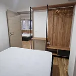 아파트 Luxury Iva Iv