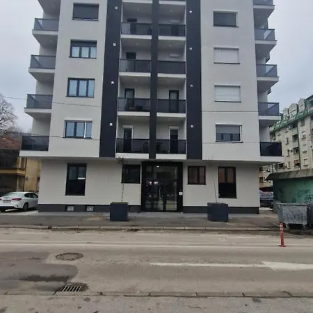 Luxury Iva Iv Üsküp